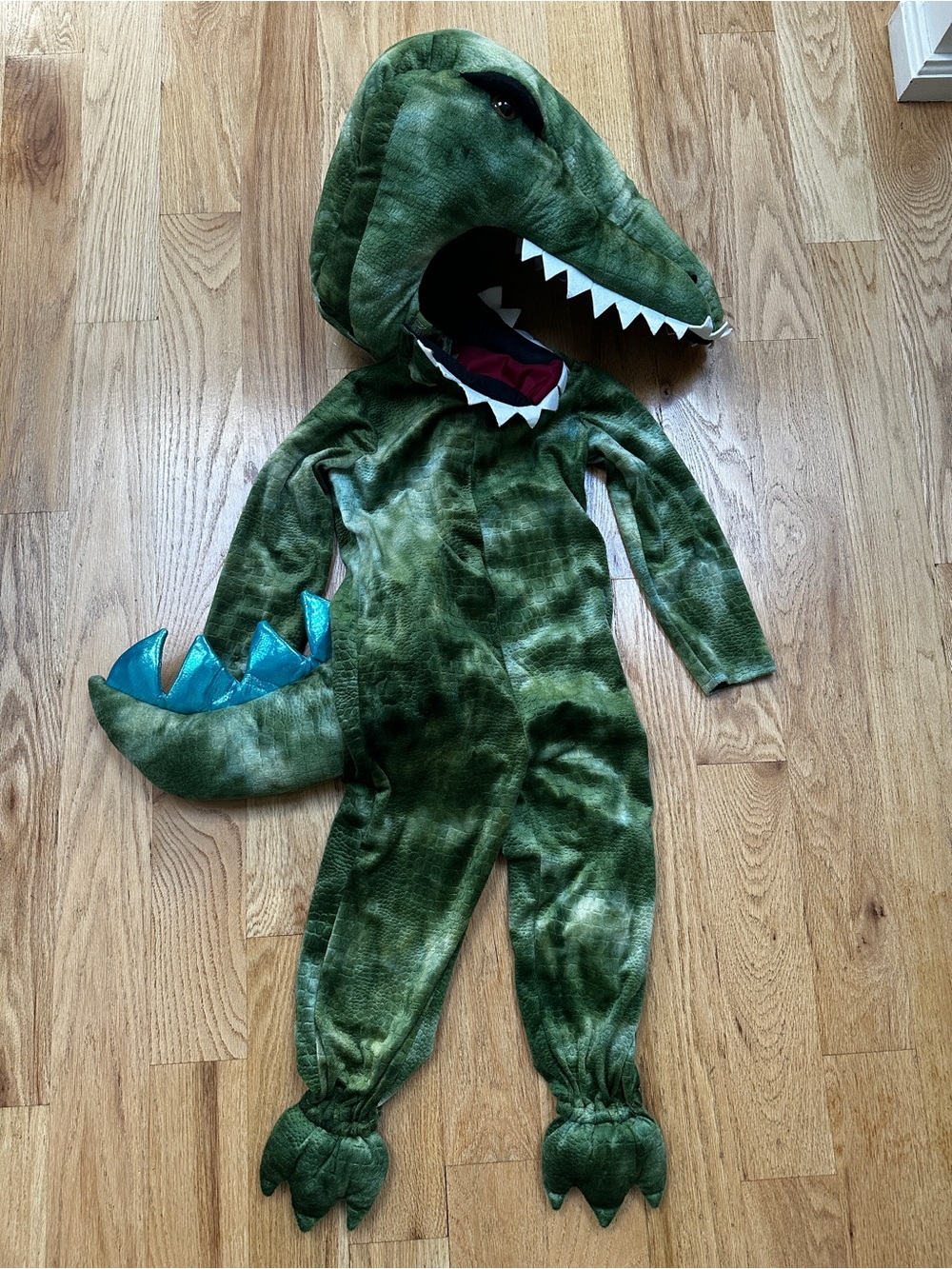 Pottery Barn Kids Dinosaur Costume 3T Green T-Rex Halloween